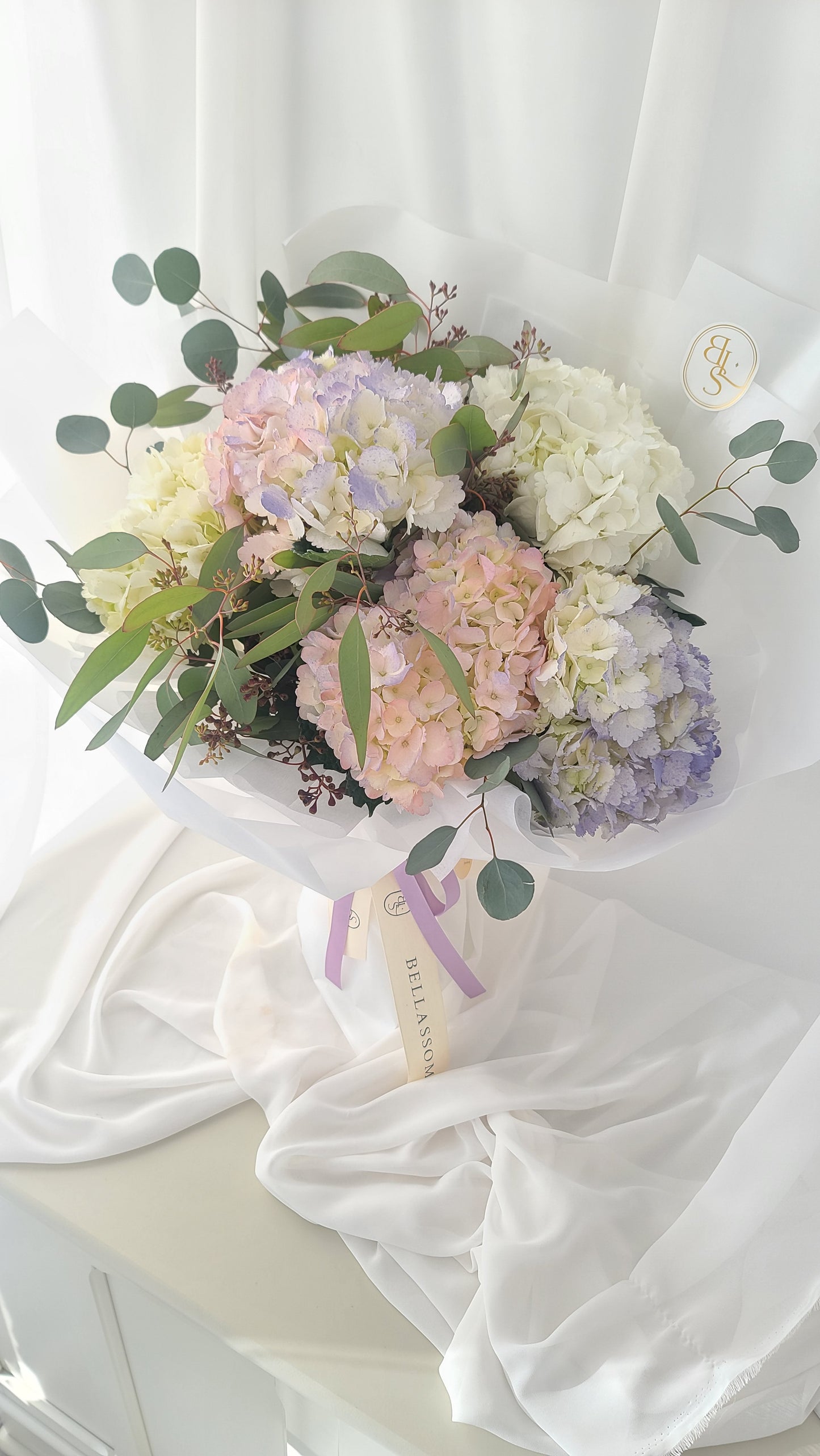 HYDRANGEA BOUQUET