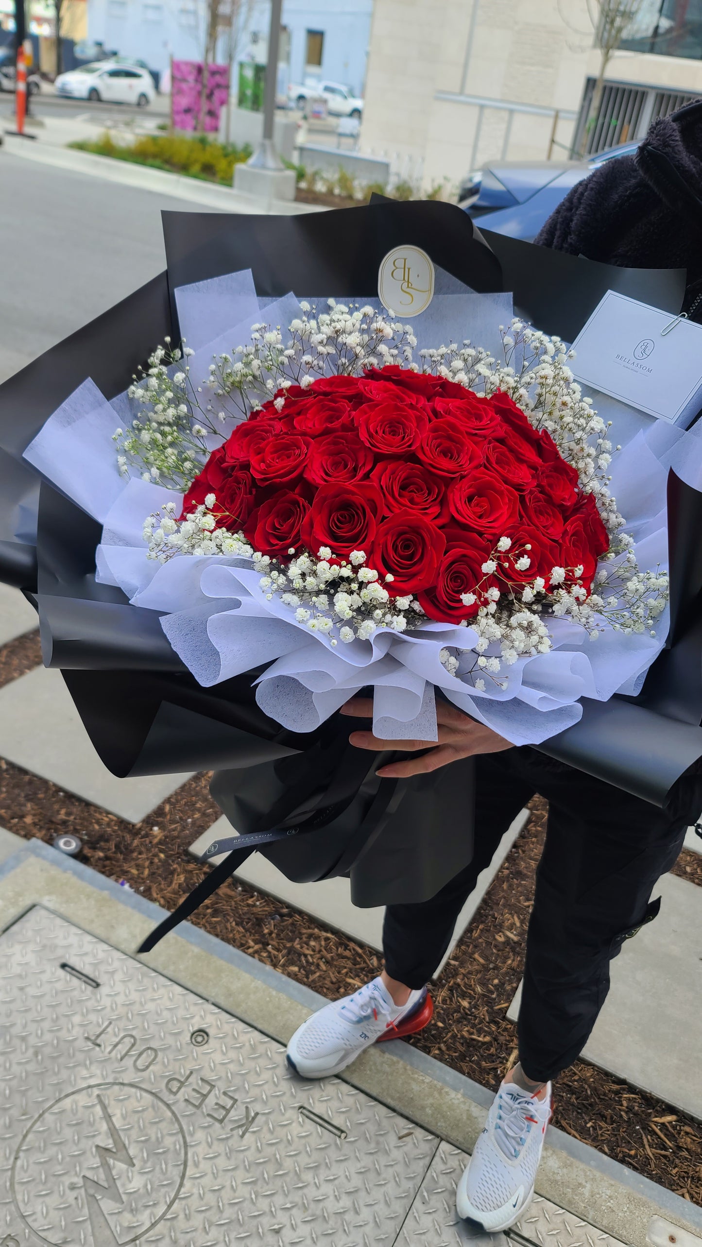 Classic red rose with Baby's breath