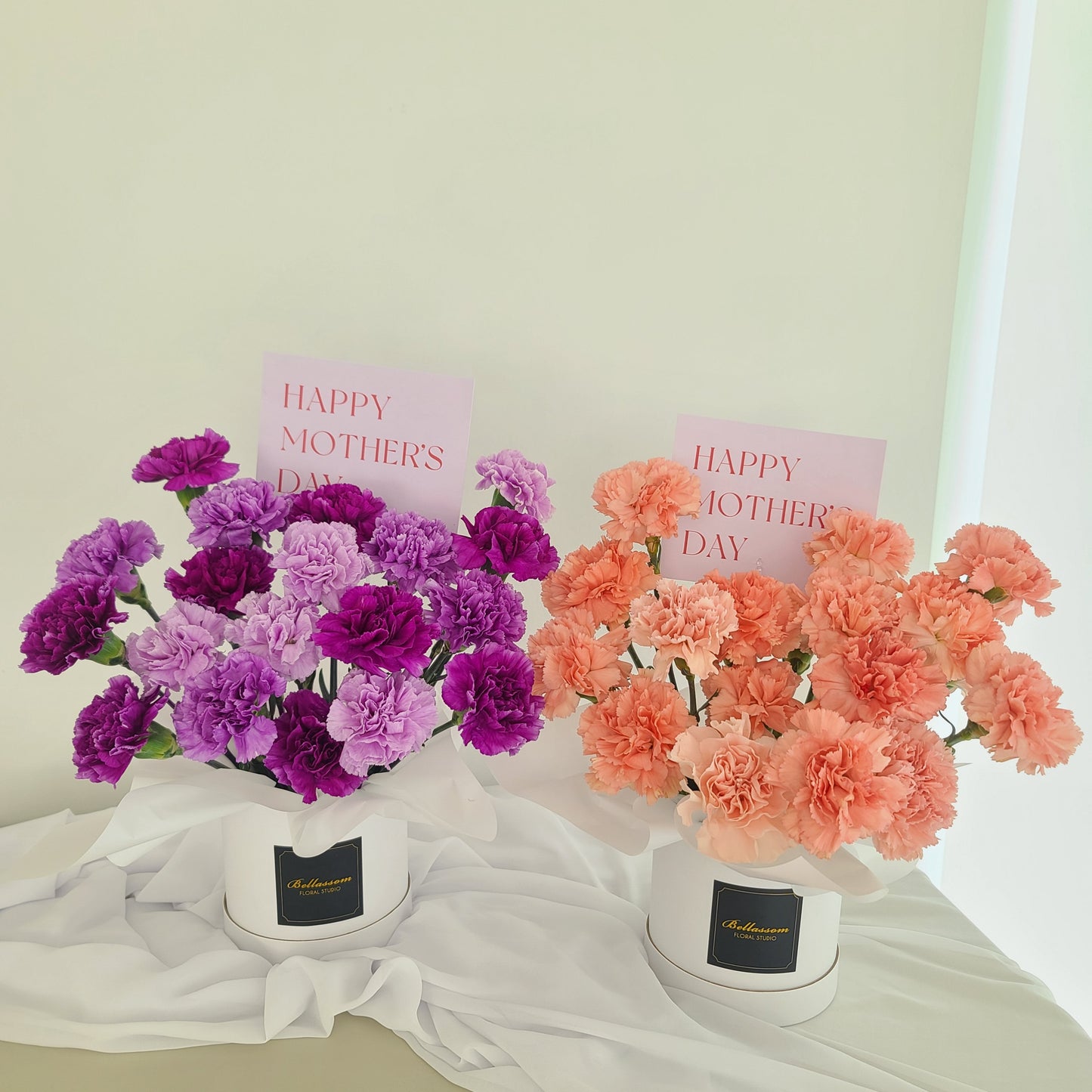 CARNATION BOX