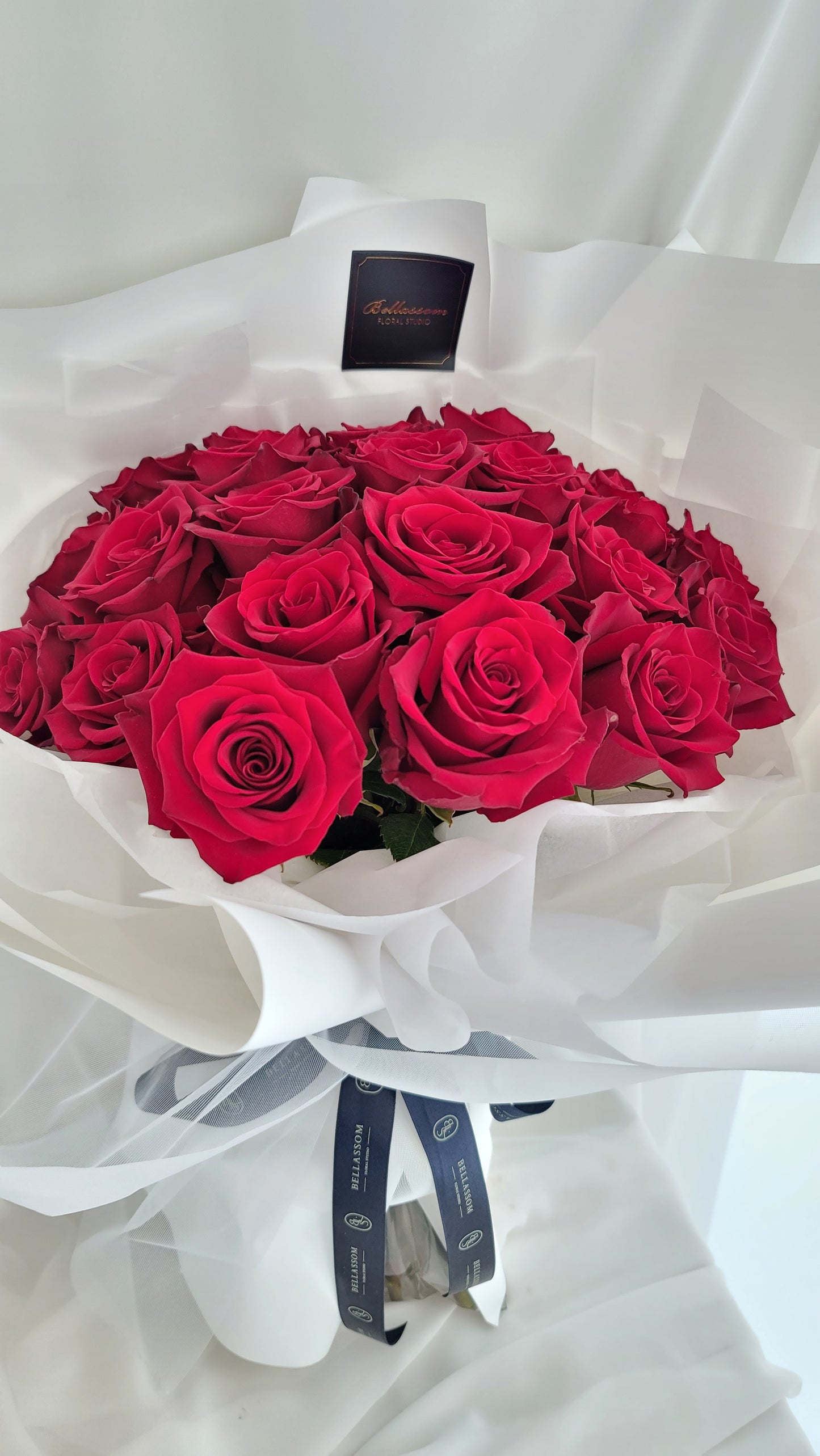 DOZEN ROSE BOUQUET