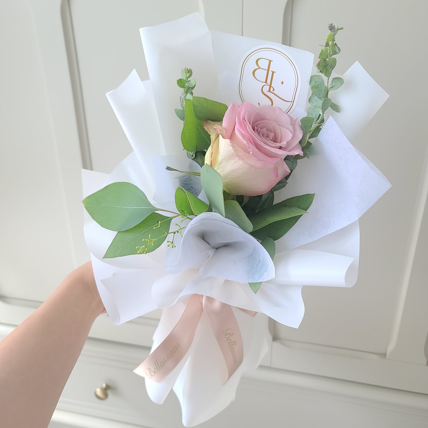 ONE ROSE-fresh