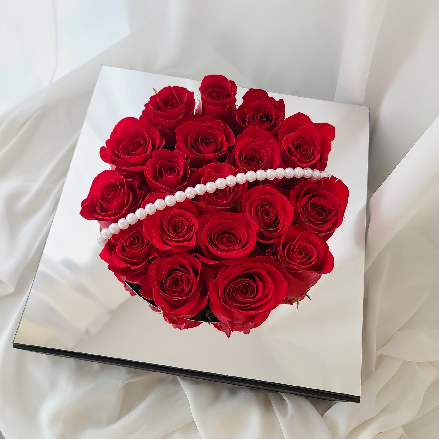 The Classic Red Rose with Pearl