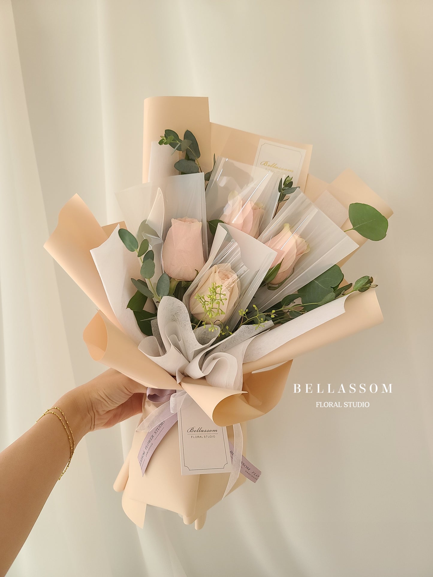 PETITE BOQUET