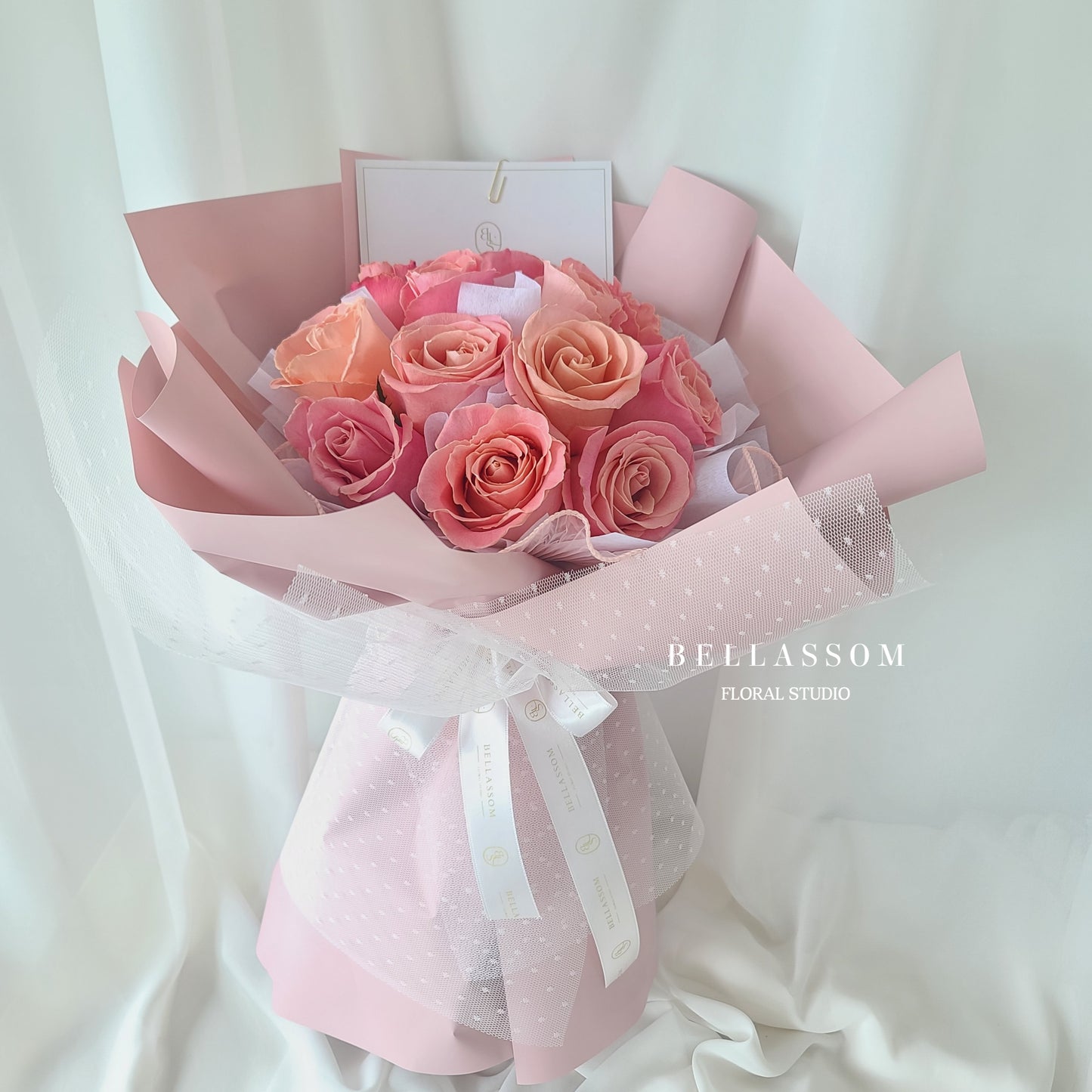 LACY ROSE BOUQUET