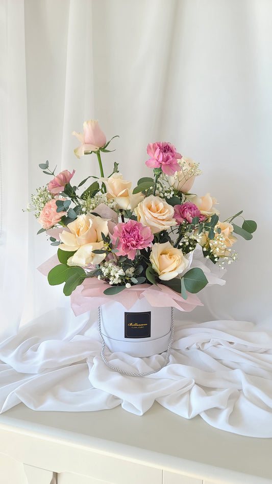 ROSE CARNATION BOX
