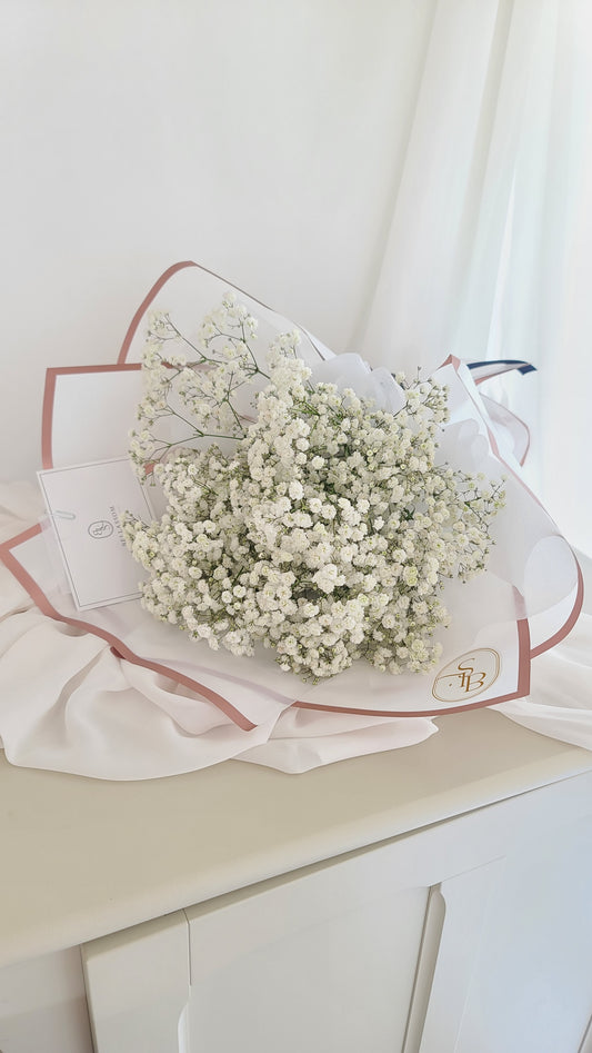 Baby’s Breath (Gypsophila) bouquet in Bellassom’s elegant wrap, perfect for Valentine’s Day, birthdays, or anniversaries, delivery across Vancouver or pick-up from Metrotown