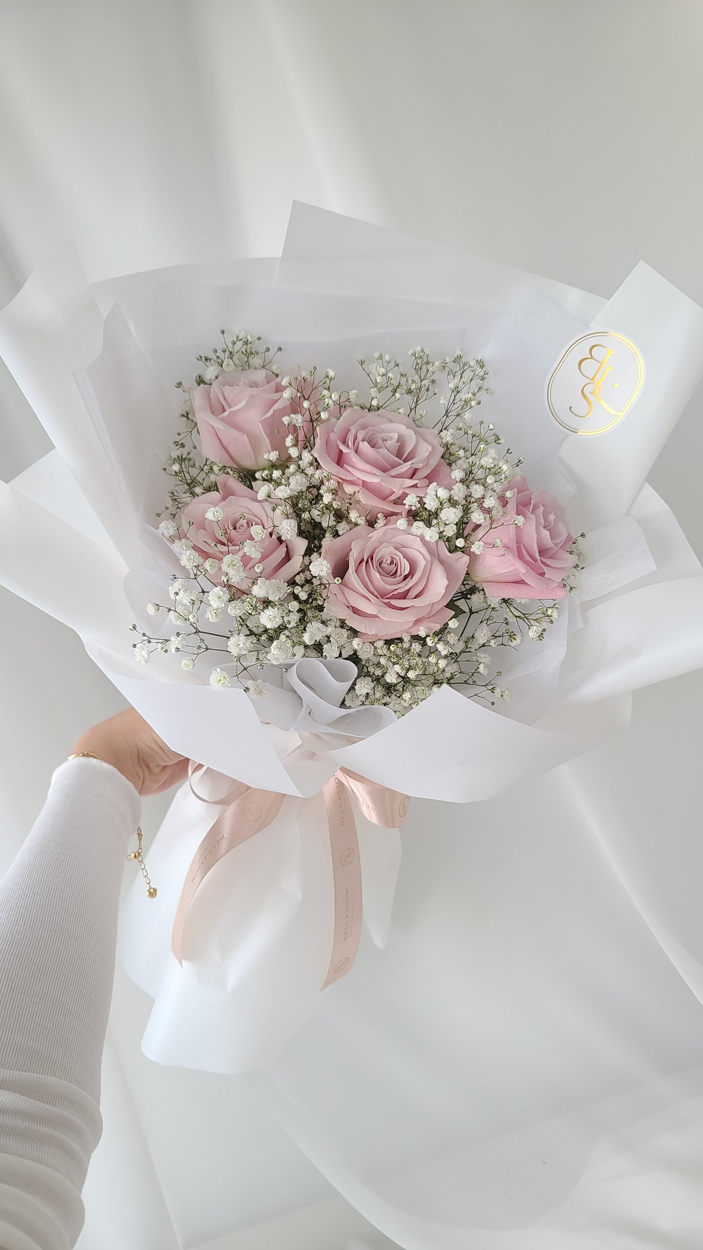 Petite Small Rose Bouquet in a charming hand-tied wrap, perfect gift for birthdays, anniversaries, or just-because moments, delivery across Vancouver or pick-up from Metrotown