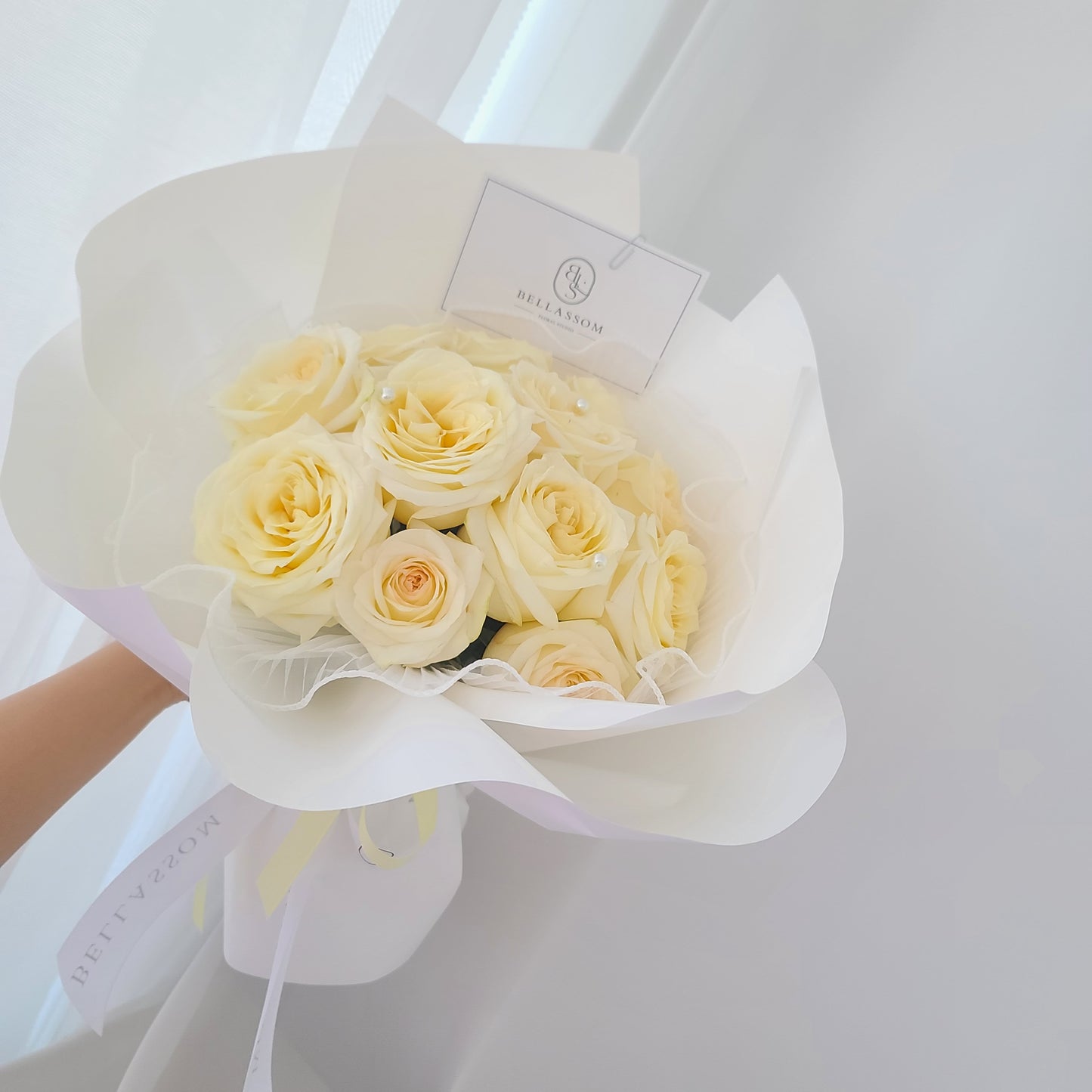 LACY ROSE BOUQUET