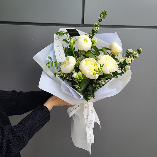 PEONY FLOWERS BOUQUET