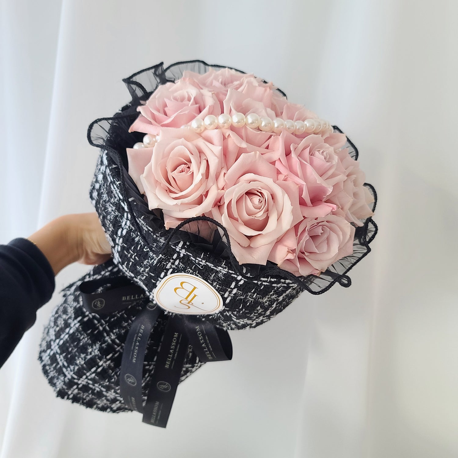 50 Rose Chanel Bouquet–L & G Flower Shop