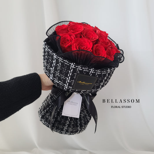 TWEED ROSE BOUQUET-preserved